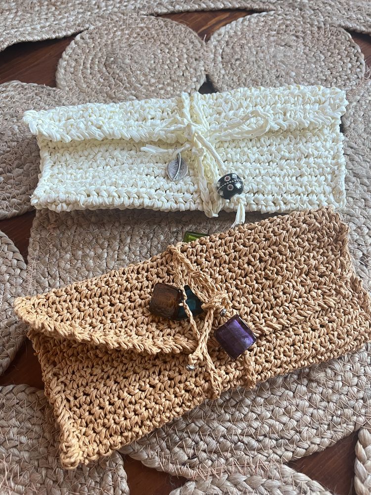 Мини чанти ръчно плетени
