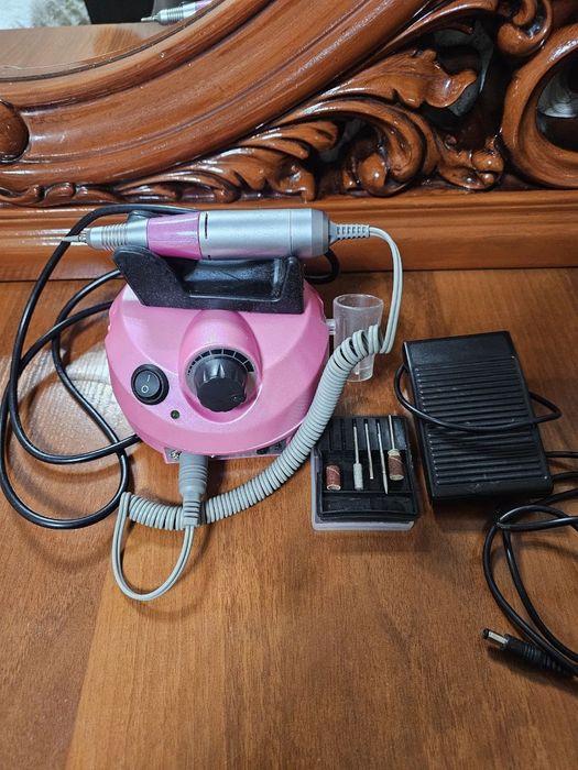 Машинка для маникюра