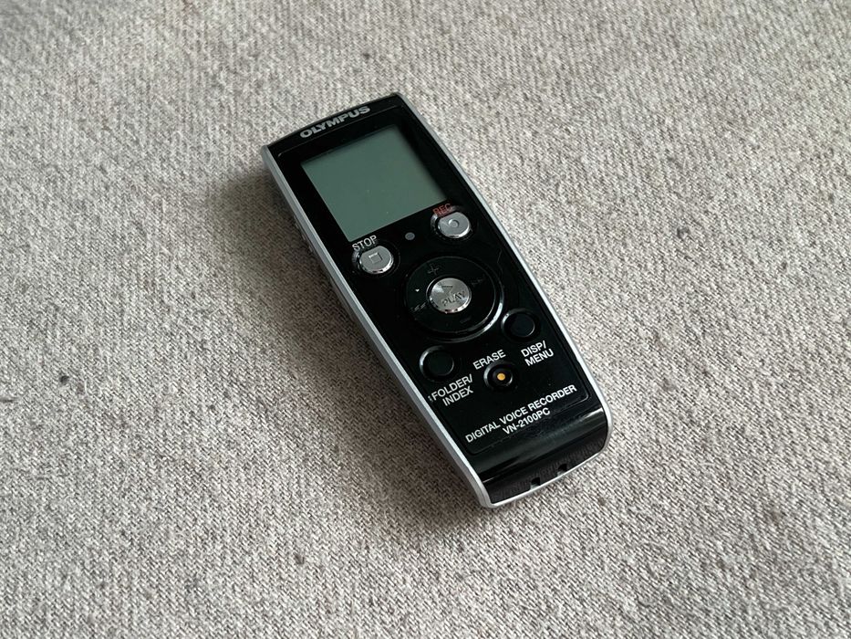Reportofon digital Olympus VN-2100PC cu microfon extern, functional