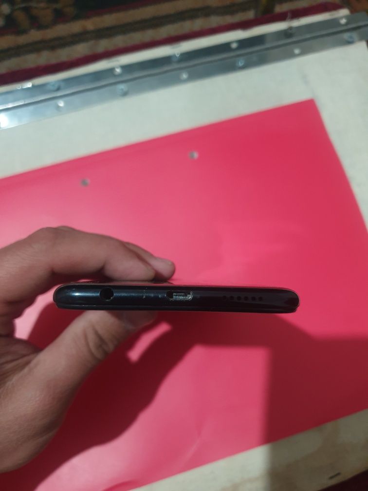 Samsung A10S zor