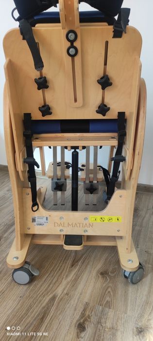 Терапевтичен стол и вертикализатор за деца с увреждания ДАЛМАТИНЕЦ