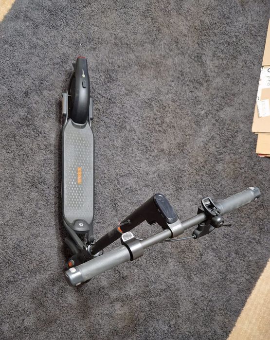 Trotineta electrica NINEBOT KickScooter F2, 10 inch, negru