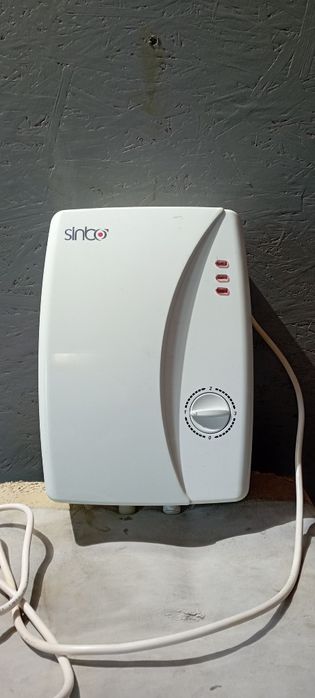 Водонагреватель проточный