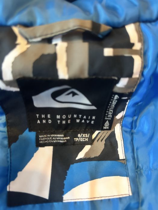 Ски яке Quiksilver като ново 60 лв