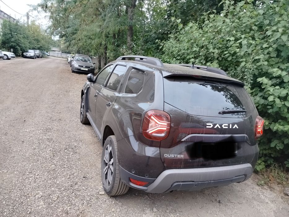 Dacia Duster 2023( predare leasing avantaj)
