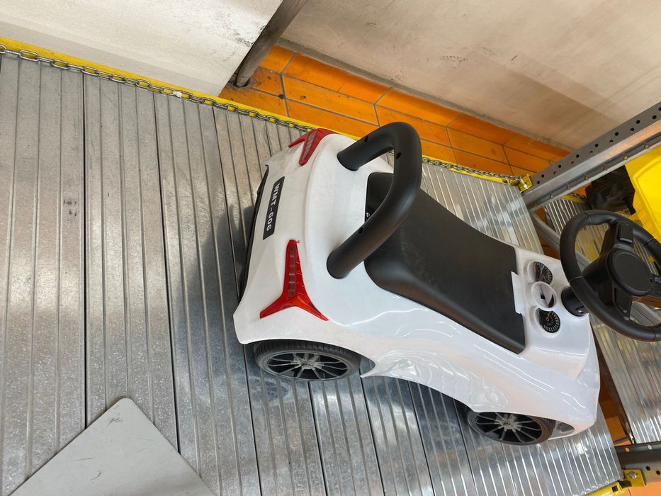 Детска кола - с волан " Racer"