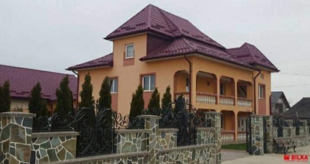 Executam:Acoperișuri,Mansardări,Terase,Foișoare,Reparații urgente