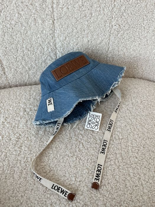 Дамски шапки New Season