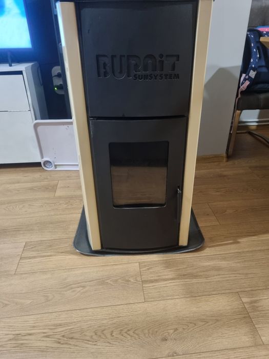 Пелетна камина с водна риза Burnit 13+KW