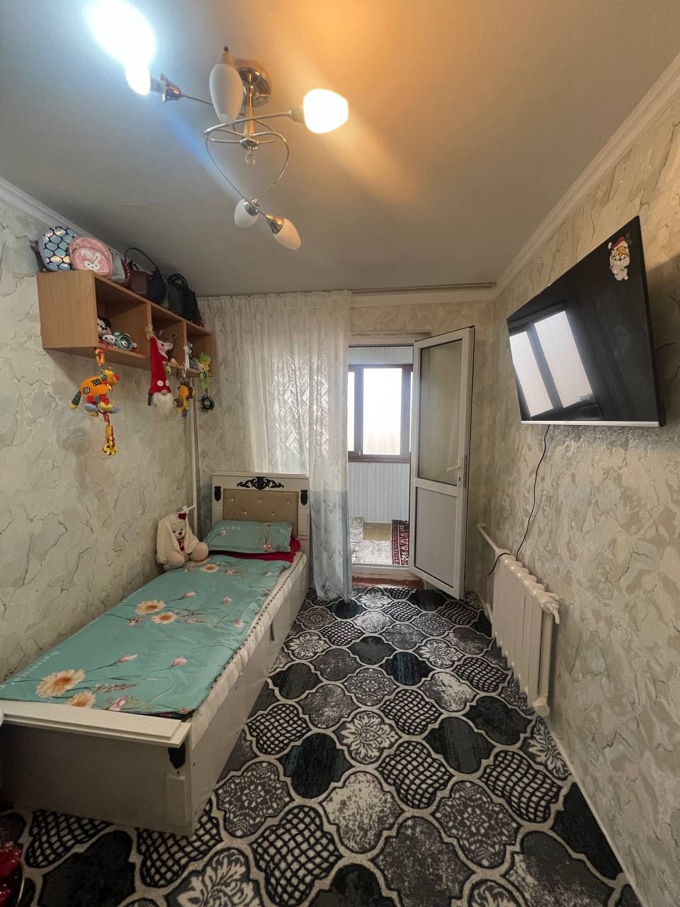 Uy sotiladi Vatniyda srochniy 28000$ kami bor
