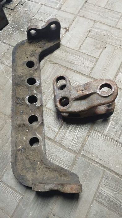 Продам поперечину задней навески