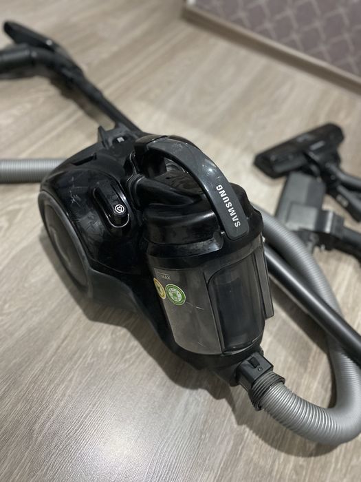 Продам пылесос Samsung