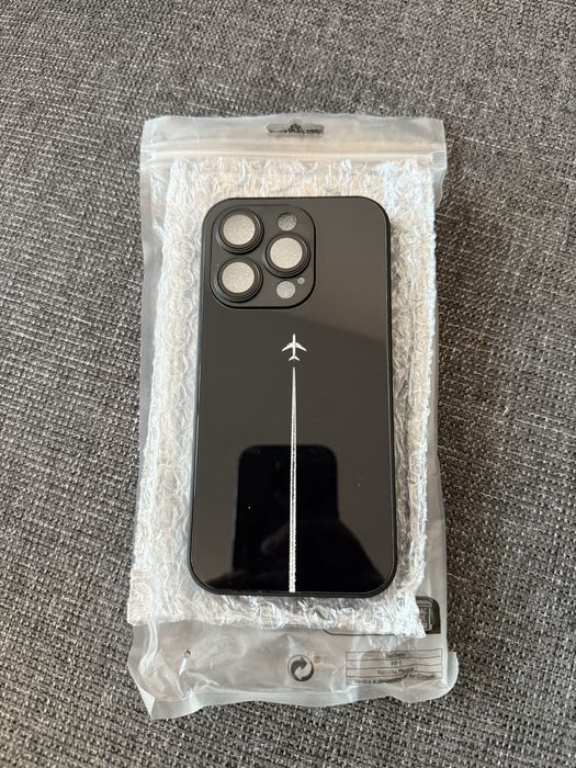 Huse Iphone 15, Pro, Pro Max si 16 Pro Max