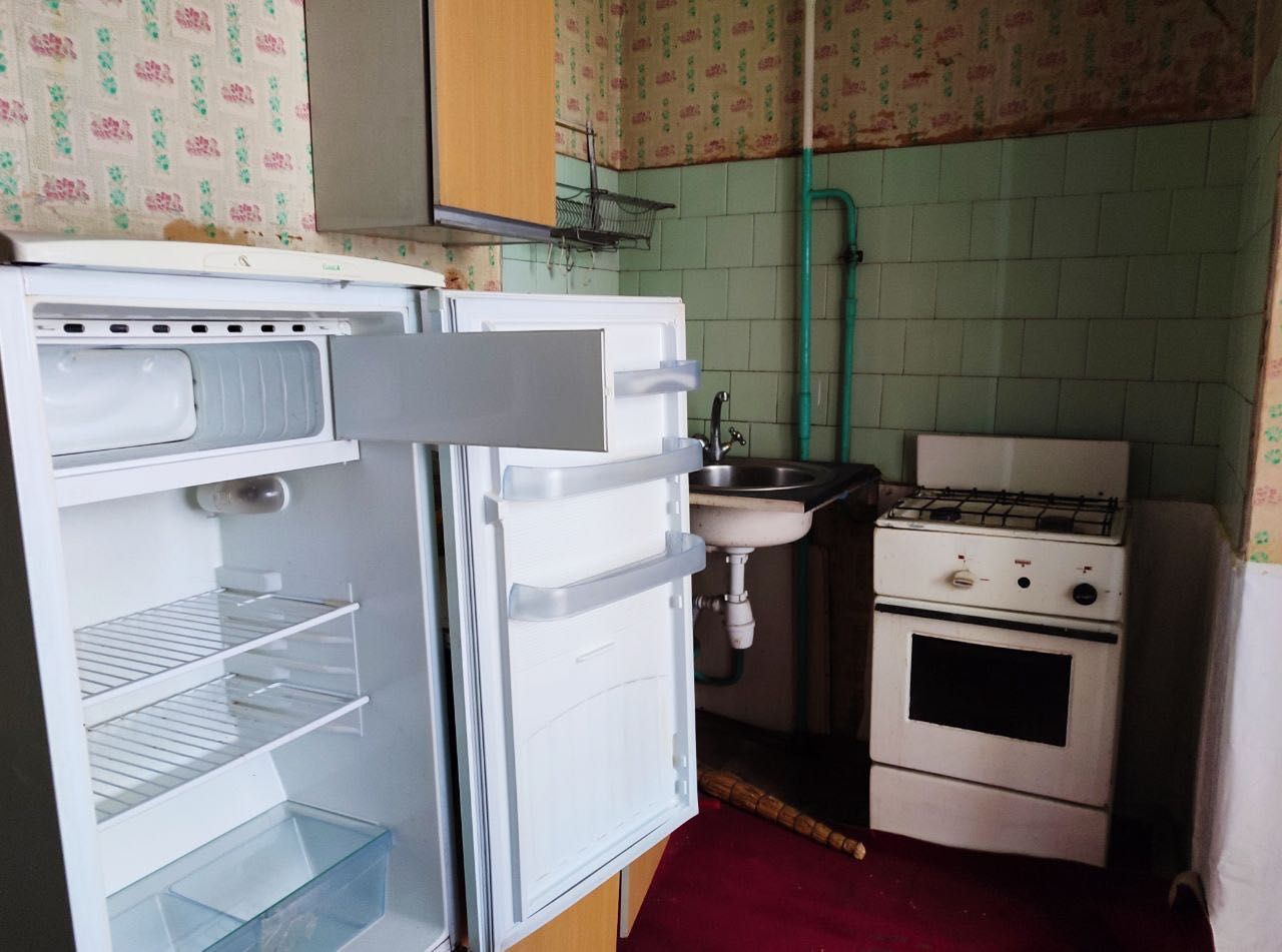 Продается своя квартира. 1/5/5 массив Авиагородок