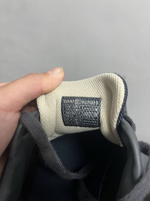 Adidasi Tommy Hilfiger