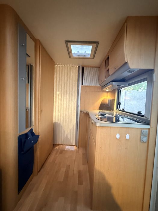 Rulota Knaus Azur 500EU ,an2004,4 pers,Mover automat,baie ,cadita dus