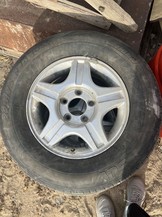 Продам 4 титанки SangYong