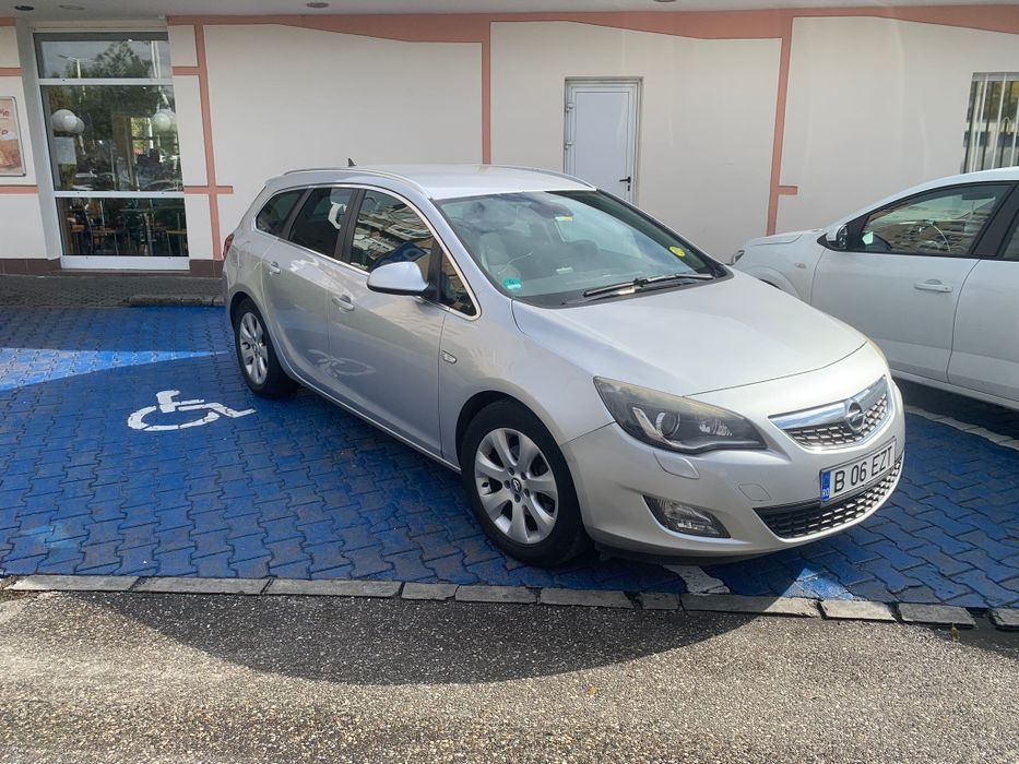 Opel Astra 2.0 CDTI  (2012)