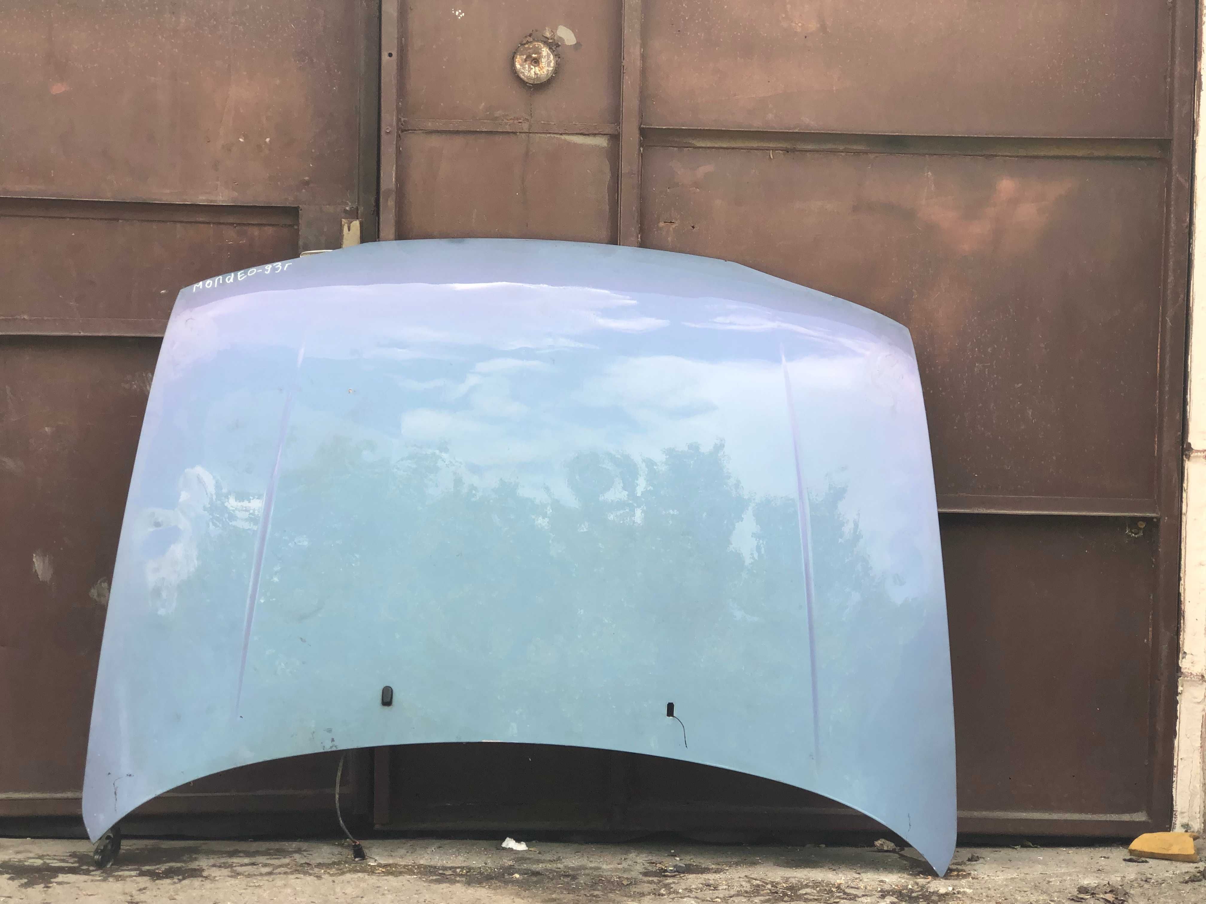 Преден капак Ford Mondeo 1993г