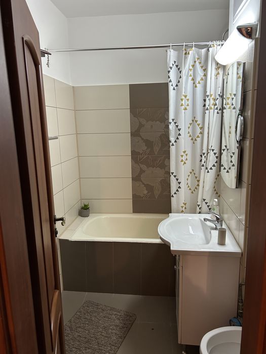 Apartament mobilat zona centrala