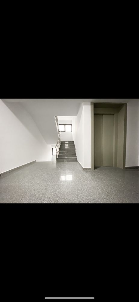Apartament 3 camere fond NOU 103 mp