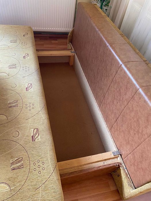 pat matrimonial si pat metalic , plus canapea