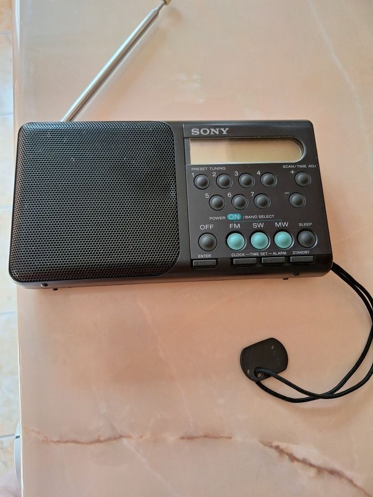 Radio Sony ICF M300 stereo.