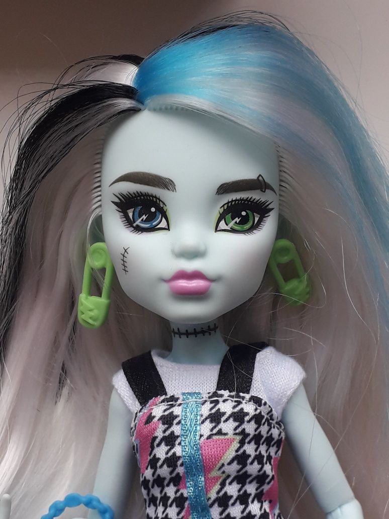 Кукла Monster High Frankie