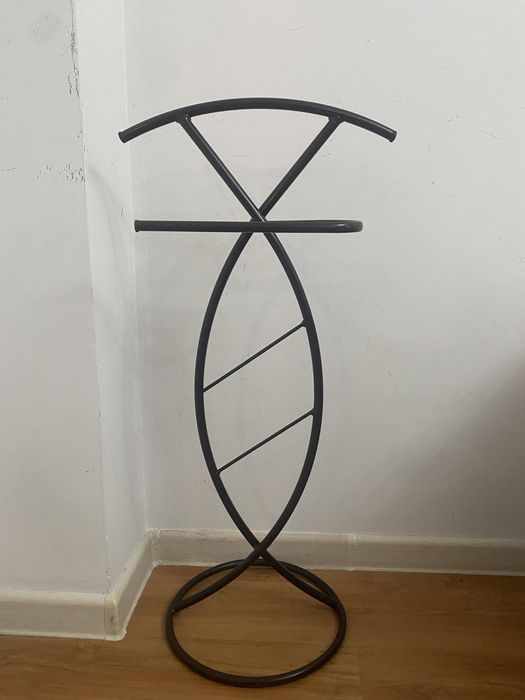 Вешалка для вешей