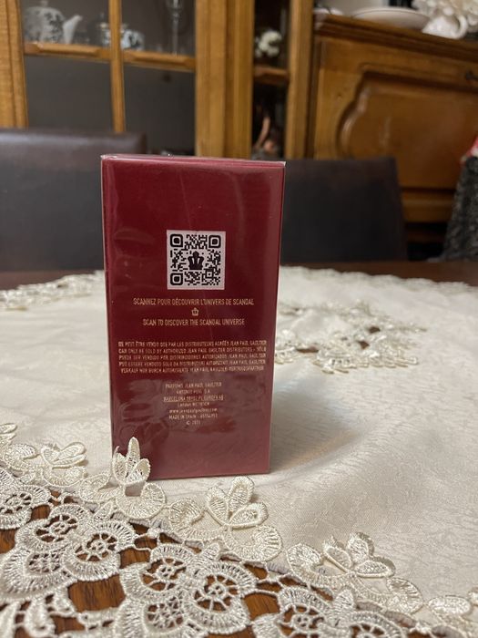 Vand parfum Jean Paul gaultier Scandal