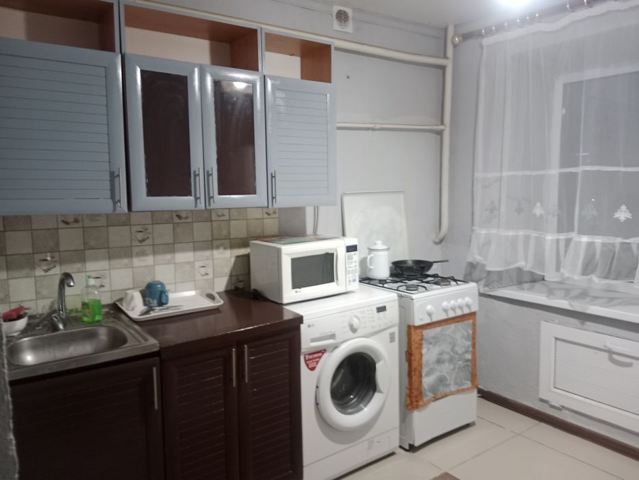 Почасовой посуточно. По Абая5,21,Электрон,, Тургенева, Калдаякова