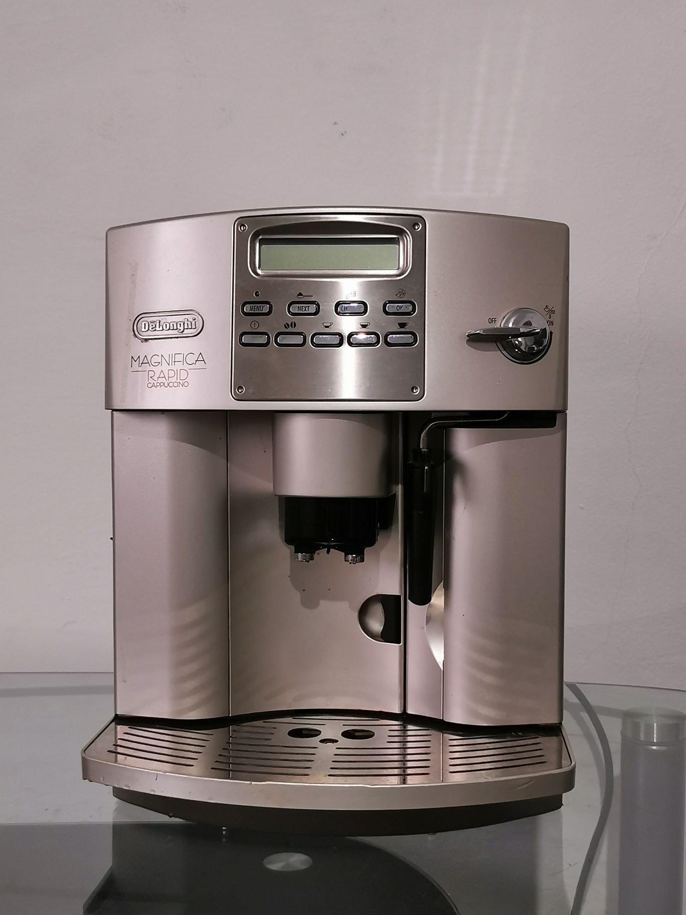Delonghi Magnifica rapid cappuccino aparat cafea expresoor digital