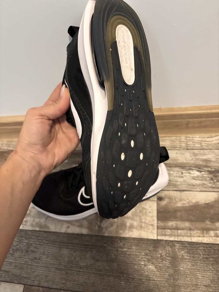 Маратонки Nike Air Zoom