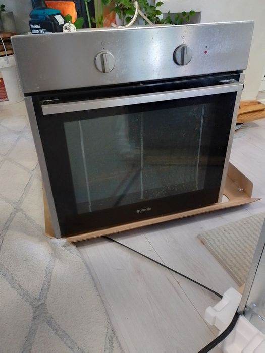 Фурна за вграждане Gorenje