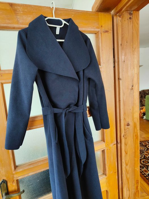 Palton bleu inchis