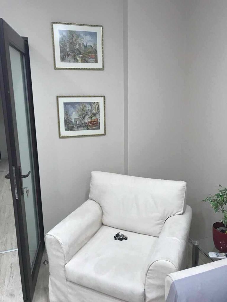 Дава се под наем Двустаен апартамент в София, Център - 60 кв.м за 620 € - Снимка #5