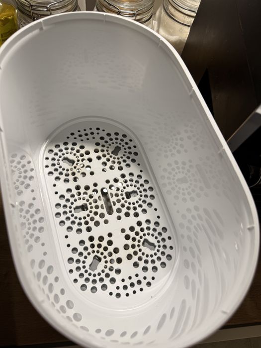 Vand sterilizator Avent 4 in 1 - ca nou , am si cutia