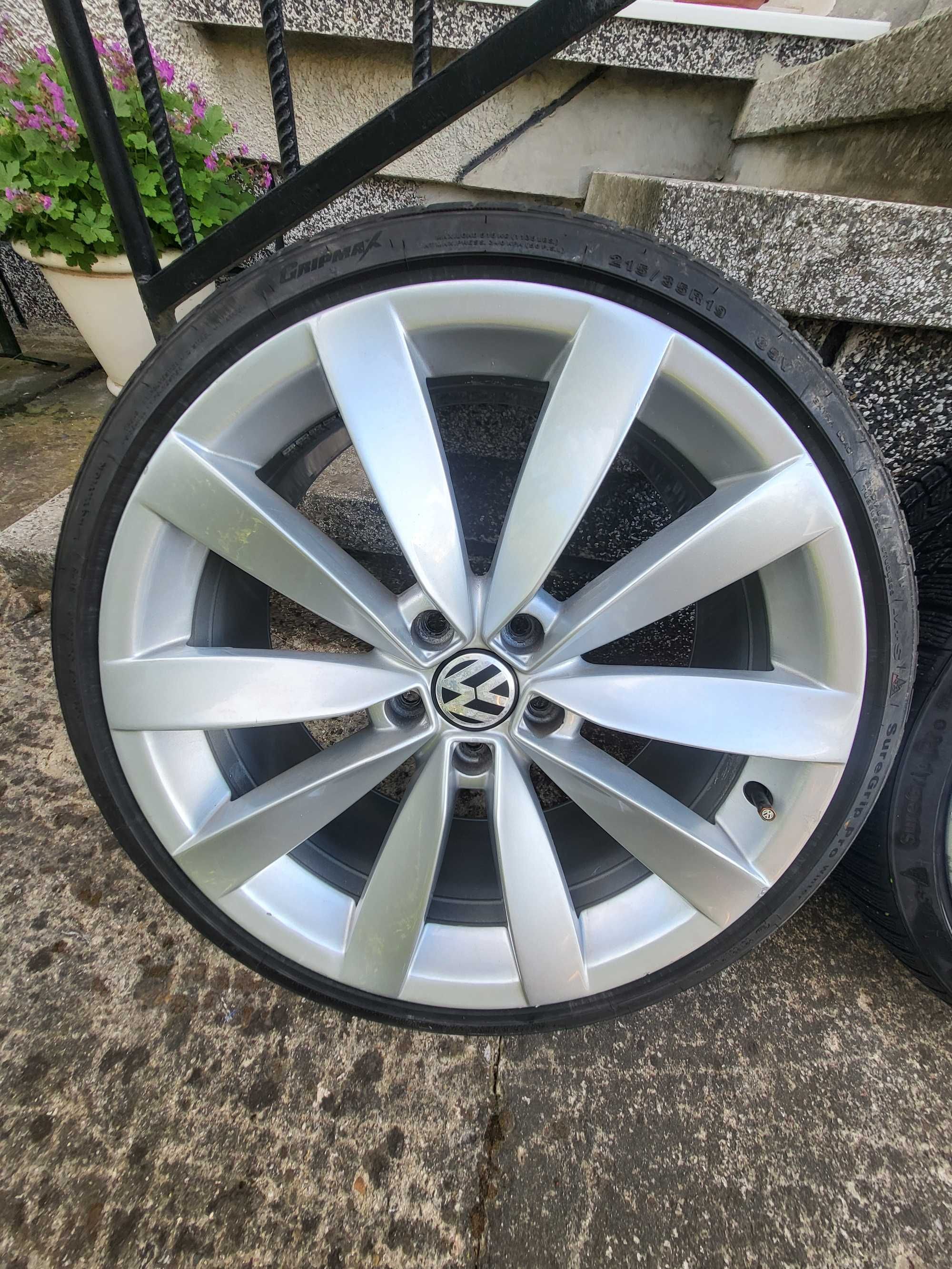 Джанти с нови гуми 215/35 R19
