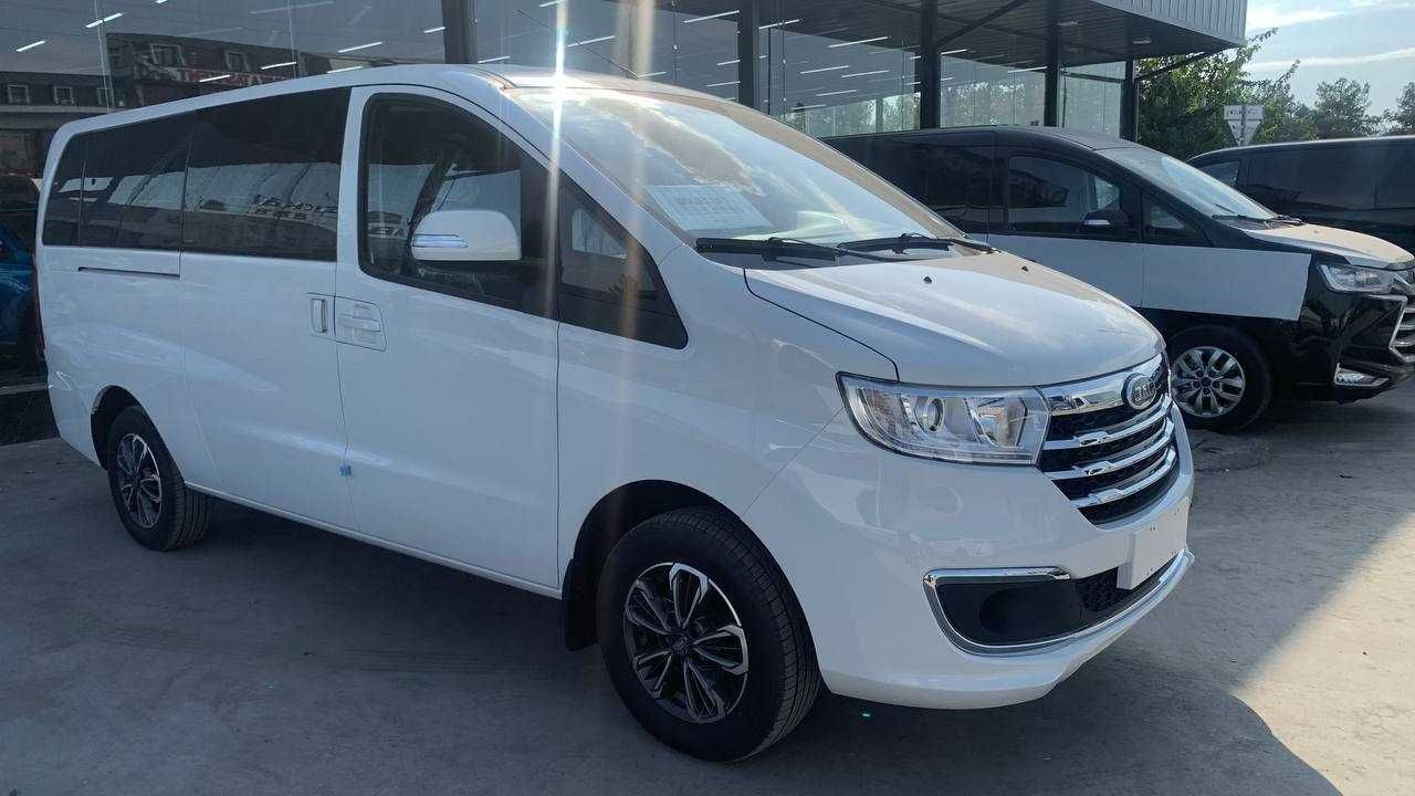 Jac M3 plus mikroavtobusi