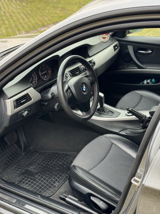 BMW Seria 3 E90 320D 177cai 2009 Euro 5 Automata
