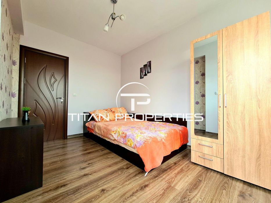 Тристаен апартамент в кв. Кючук Париж