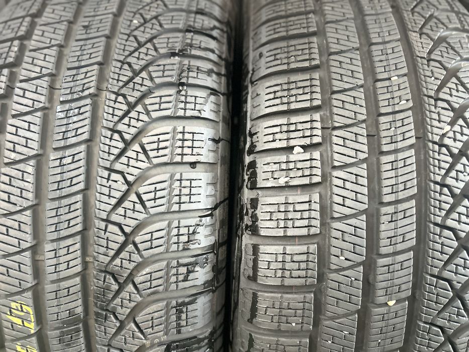 245/45R19. PIRELLI pzero