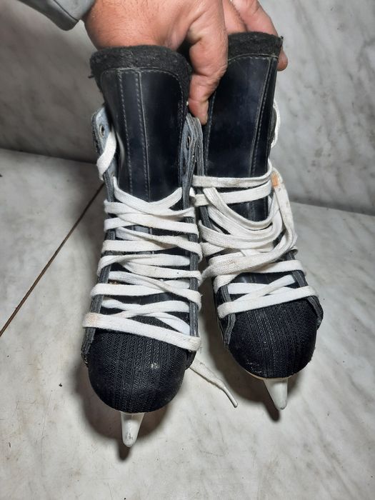 Patine hochei hochey 39 Bauer Impact marime 35-36 ( 23 cm)