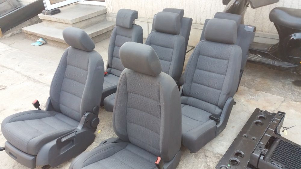 Set 7 scaune vw touran in stare foarte buna, cu prindere si sertare
