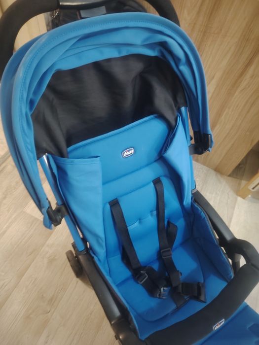 Продаётся коляска Chicco