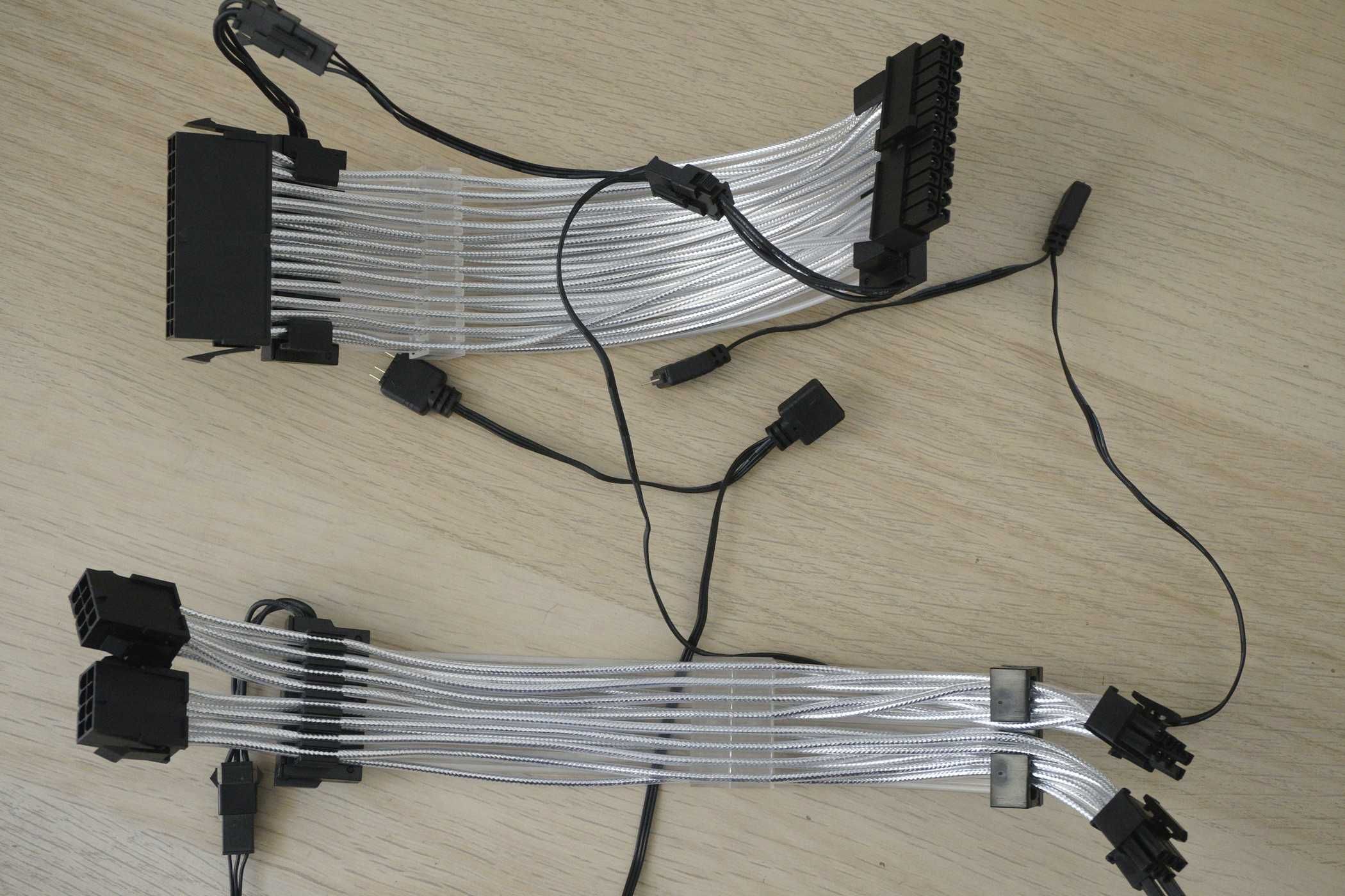 24pin и 2х8pin PCIe extension Argb светещи кабели като Lian Li Strimer