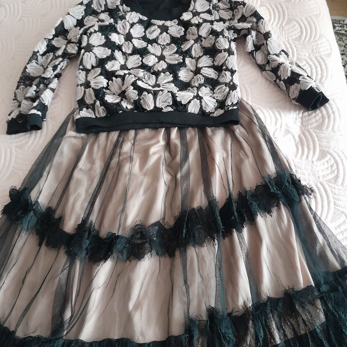 Костюм нарядный , с боестками