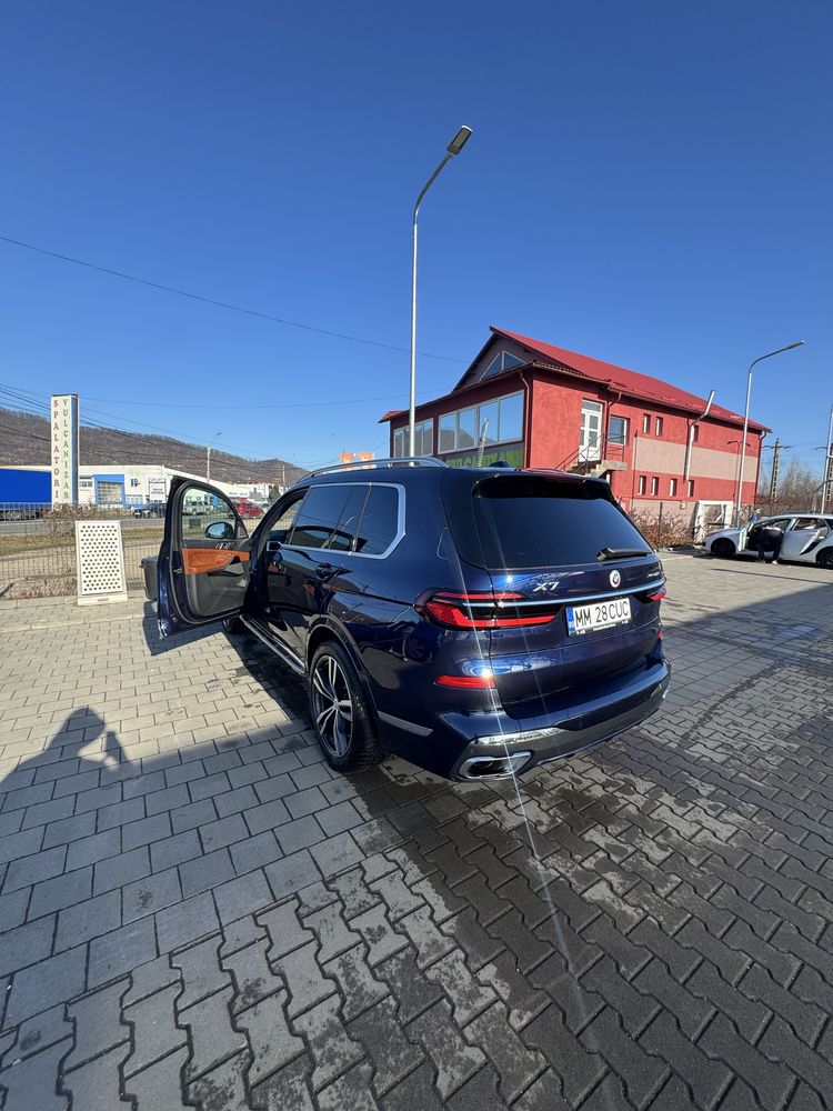 Bmw x7 40d 2022 garantie pana in 2027
