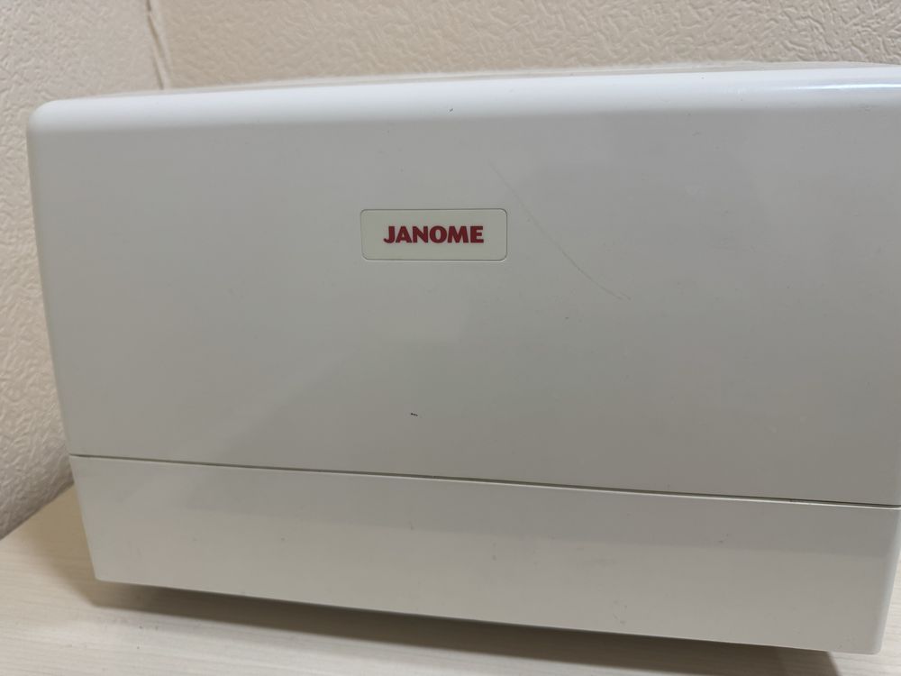 Janome 350 E popur vishivka  7 ta kuylak tikilgan           Chnx