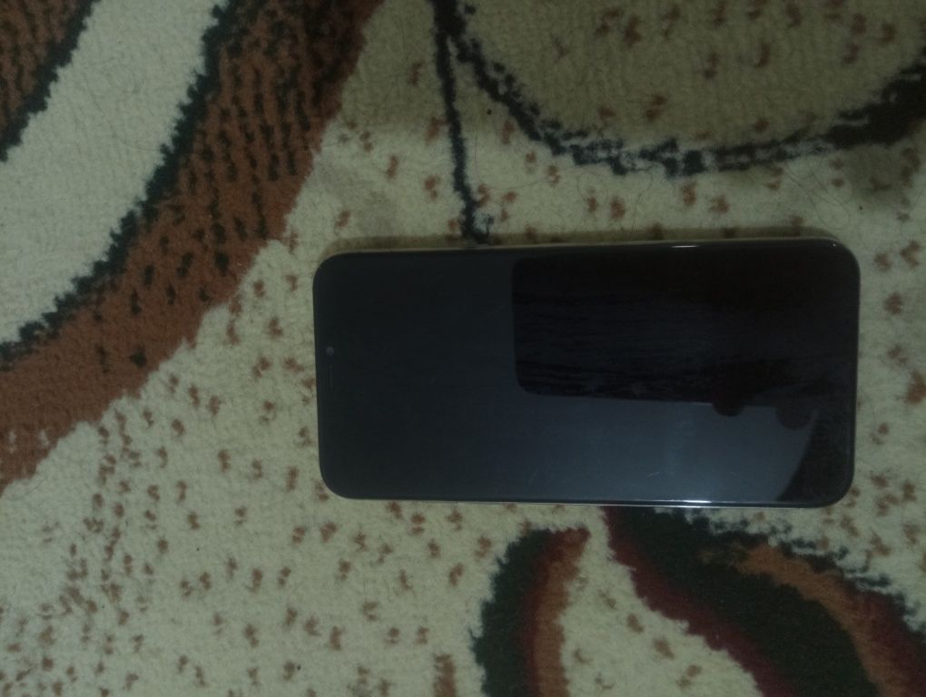 iPhone XS xotira 256GB